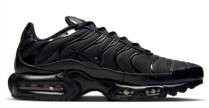 Nike Air Max Plus “Triple Black”