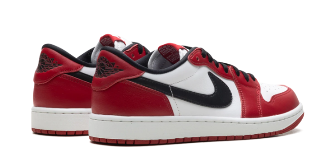 Air Jordan 1 Low OG 'Chicago' 2025 – The Legend, Low to the Ground
