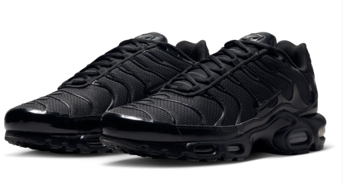 Nike Air Max Plus “Triple Black”