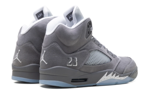 Air Jordan 5 Retro “Wolf Grey” 2026