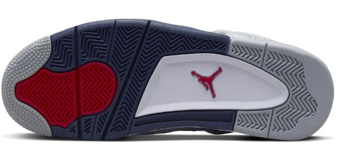Air Jordan 4 Retro 'Midnight Navy' — Deep, Dark, and Built to Last