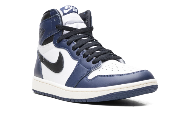 Air Jordan 1 Retro High OG 'Midnight Navy' – Quiet Confidence