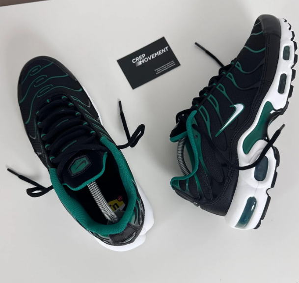 Nike Vapor Green / Light Lemon Twist DM0032-301