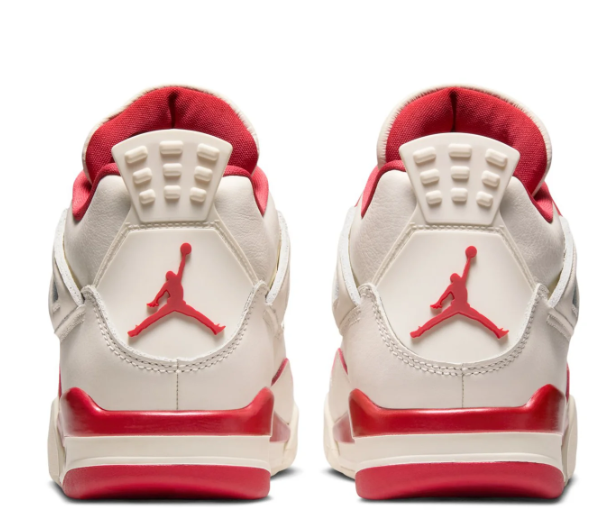 Women’s Air Jordan 4 Retro “Cozy Girl”